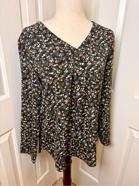 Youtalia Black Floral Long Sleeve Blouse Feminine Work Everyday Top NWT Medium